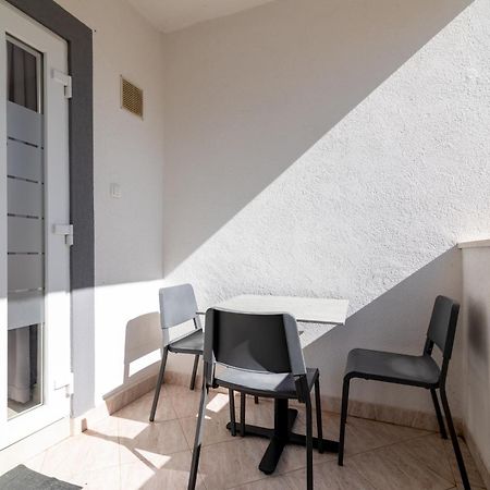 Apartments With A Parking Space Rabac, Labin - 6464 Экстерьер фото