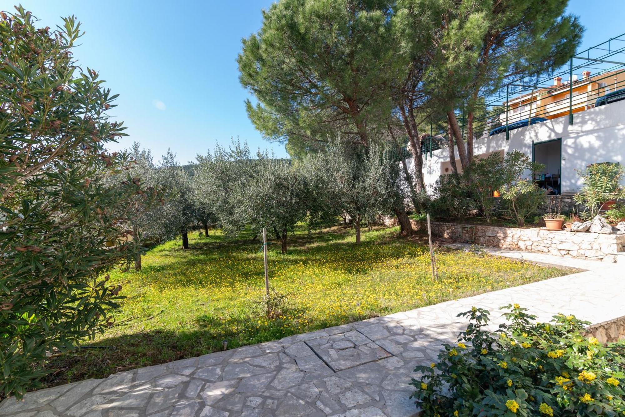Apartments With A Parking Space Rabac, Labin - 6464 Экстерьер фото